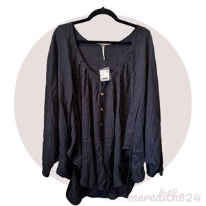 𝑭𝒓𝒆𝒆 𝑷𝒆𝒐𝒑𝒍𝒆 Devin Black 
Hi-Lo Boho Long Sleeves blouse Size:XL NWT